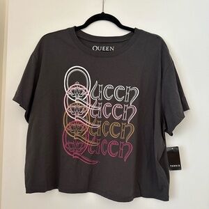 NWT | TORRID 🩶| Queen relaxed fit cotton crop crew tee